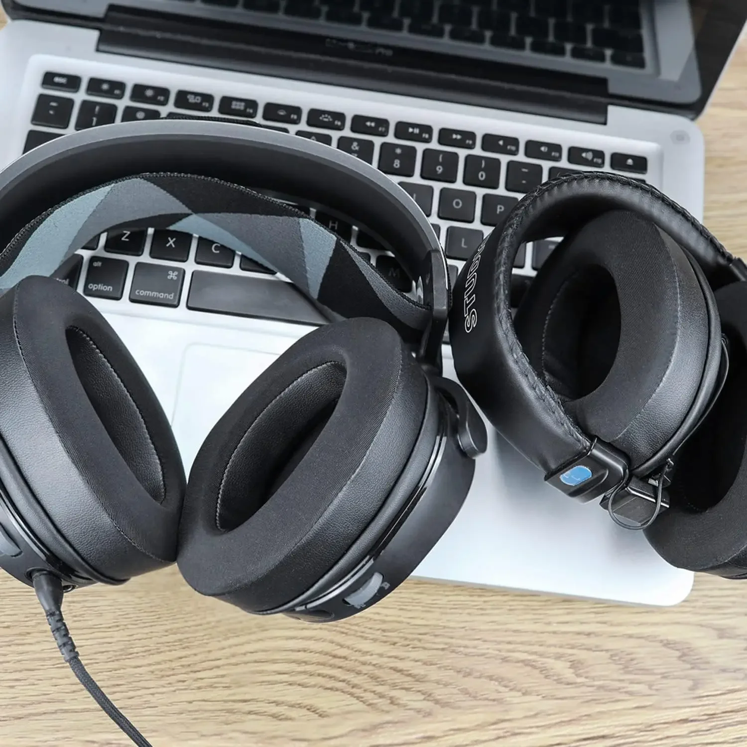 冷却ジェル交換用イヤーパッド オーディオテクニカ ATH M - Audio Technica Headphone Ath-M50X のレビューと価格